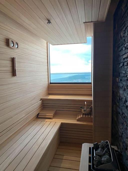 Grand Sapphire 359 Luxury By Myguest Cyprus Appartement